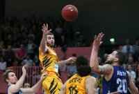 Basketball 1. Bundesliga 16/17 Hauptrunde: Walter Tigers Tuebingen -  Eisbaeren Bremerhaven