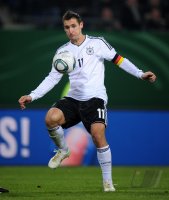 FUSSBALL INTERNATIONAL: Deutschland, KLOSE am Ball