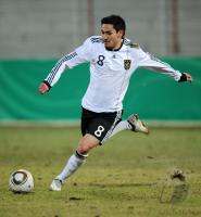 FUSSBALL LAENDERSPIEL U20: Deutschland, GUENDOGAN Einzelaktion