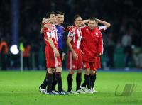 Fussball: DFB Pokal Finale: Mark van Bommel, Torwart Hans Joerg Butt, Martin Demichelis, Ivica Olic (v. li., FCB)
