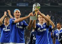 Fussball 1. Bundesliga, Supercup: FC Schalke 04 - Borussia Dortmund