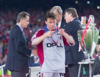 Fussball Champions League Finale 1999: Enttaeuschung   Lothar Matthaeus und Trainer Hitzfeld (beide, FC Bayern Muenchen)