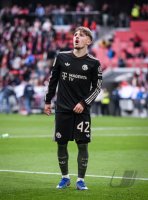 Fussball 1. Bundesliga  Saison  2025/2026  28. Spieltag SC Freiburg - FC Bayern Muenchen