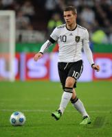 Fussball, International, Freundschaftsspiel: Deutschland, PODOLSKI am Ball