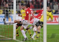 Fussball 1. Bundesliga  Saison 2010/2011:  1. FC Koeln - Borussia Dortmund