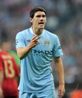 Fussball CHL  Saison 2011/2012:  Gareth Barry (Manchester City)