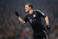 FUSSBALL INTERNATIONAL CHL ACHTELFINALE 12/13:  FC Arsenal London - FC Bayern Muenchen