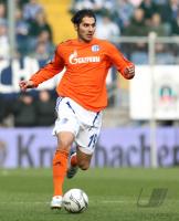 Fussball 1. Bundesliga: Schalke, ALTINTOP Einzelaktion