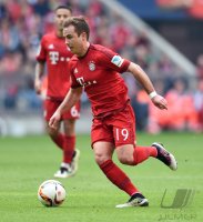 Fussball 1. Bundesliga Saison 15/16: FC Bayern Muenchen -  Eintracht Frankfurt