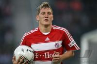 Fussball 1. Bundesliga, Bayern: SCHWEINSTEIGER