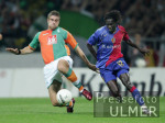 Fussball UCL Quali: Bremen - Basel, Zweikampf