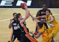 Basketball 1. Bundesliga 15/16 Testspiel:  Walter Tigers Tuebingen - ratiopharm Ulm