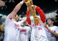 Fussball: DFB Pokal Finale: JUBEL Hamit Altintop, Ivica Olic (v. li., FCB)