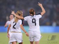 FUSSBALL  Olympia 2008   Halbfinale  Frauen   Japan - USA