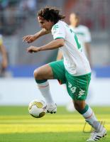 FUSSBALL 1. BUNDESLIGA: Werder Bremen, PIZARRO Einzelaktion