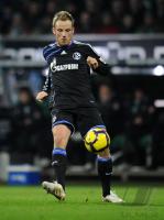 FUSSBALL, 1. BUNDESLIGA, 16. Spieltag: Schalke, RAKITIC Einzelaktion