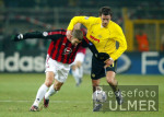 Fussball UCL: Dortmund - Mailand, Zweikampf