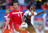 FUSSBALL WM 2010,  VORRUNDE: Deutschland - Serbien