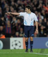 Fussball CHL  Saison 2010/2011:  Schiedsrichter Massimo Busacca (SUI)