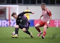 Fussball UEFA Youth League 23/24:  FC Bayern Muenchen - Olympiakos Piraeus