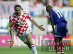 Fussball INTERNATIONAL  EURO 2004  Kroatien-Frankreich im Stadion Dr. Magalhaes Pessoa in Leiria