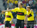 Fussball 1. Bundesliga: BVB, REUTER und WOERNS zeigend