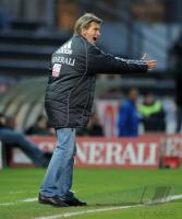 Fussball 3. Bundesliga : Trainer Klaus Augenthaler (Unterhaching)