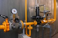 Schmuckbild Energiekrise: Gasleitung, Gasdruckanzeige