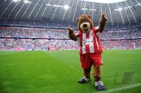 Fussball 1. Bundesliga: BERNI das Bayern Maskottchen