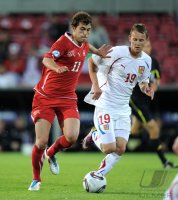 Fussball U21-EURO 2011 Halbfinale:  TOR von Admir Mehmedi (li, Schweiz) gegen Jan Chramosta (re, Tschechische Republik)