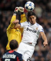 Fussball: Champions League Achtelfinale, Saison 2010/2011: Madrid - Lyon