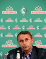 Fussball 1. Bundesliga, Saison 2012/2013, Pressekonferenz SV Werder Bremen zum Sponsoring Engagement von Wiesenhof