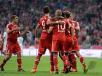 Fussball  1. Bundesliga  13/14: FC Bayern Muenchen - Borussia Moenchengladbach