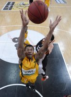 Basketball 1. Bundesliga 2012/2013:  Walter Tigers Tuebingen - ratiopharm Ulm