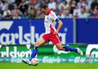 Fussball 1. Bundesliga  Saison 2010/2011: Hamburger SV, WESTERMANN am Ball