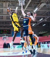 Basketball 2. Bundesliga  20/21: Tigers Tuebingen - Rostock Seawolves