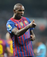 FUSSBALL International  COPA DEL REY  11/12: JUBEL nach dem TOR zum 1:2 durch Eric Abidal (Barca)