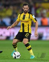 Fussball 1. Bundesliga 16/17 Supercup Finale: Borussia Dortmund - FC Bayern Muenchen