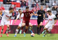 Fussball 1. Bundesliga Saison 21/22: FC Bayern Muenchen -  1. FC Koeln
