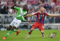 Fussball 1. Bundesliga Saison 14/15: FC Bayern Muenchen - VfL Wolfsburg