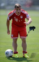 Fussball 1. Bundesliga 2013/2014:  Fototermin beim  FC Bayern Muenchen