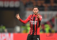 FUSSBALL Coppa Italia Viertelfinale 21/22: AC Mailand - Lazio Rom