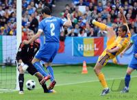 FUSSBALL EURO 2008: Italien - Rumaenien