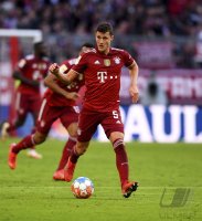 Fussball 1. Bundesliga Saison 21/22: FC Bayern Muenchen -  TSG 1899 Hoffenheim