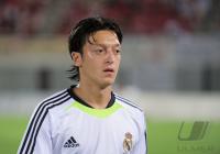 FUSSBALL International Primera Division 10/11:  OEZIL (Real Madrid)