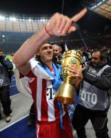 Fussball: DFB Pokal Finale: JUBEL Martin Demichelis (FCB)