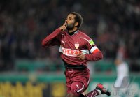 FUSSBALL  DFB Pokal 11/12  Achtelfinale: JUBEL Cacau (VfB Stuttgart)