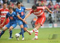 Fussball 1. BL Bayern-Bochum; Zweikampf
