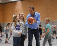 Basketball 2. Bundesliga 19/20 Tigers Tuebingen besuchen Geschwister-Scholl-Schule