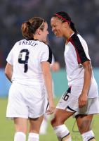 FUSSBALL  Olympia 2008   Halbfinale  Frauen   Japan - USA
